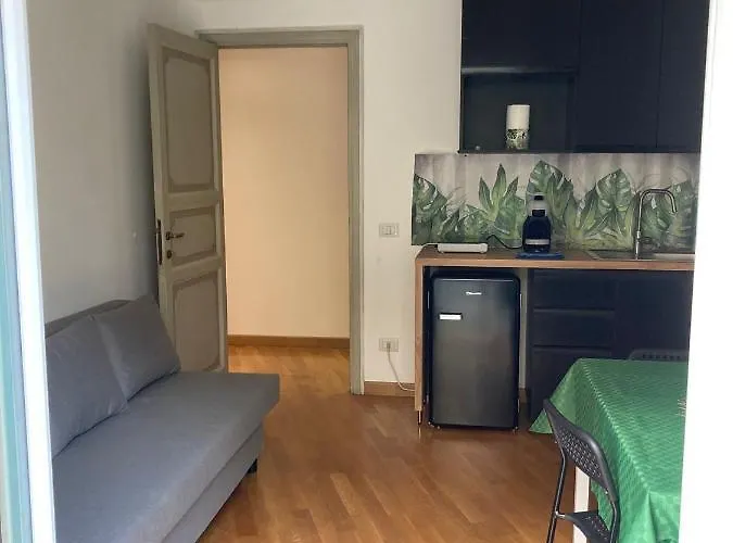 Fairome 2 Pini Rome